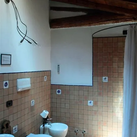 Bed & Breakfast Angolo Del Poeta 2*