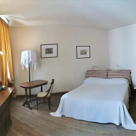 Angolo Del Poeta 2* Bergamo