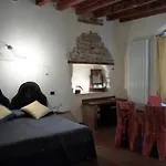 Bed and Breakfast Angolo Del Poeta 4*