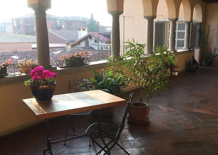 Angolo Del Poeta 4*