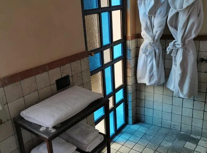 Angolo Del Poeta 4*